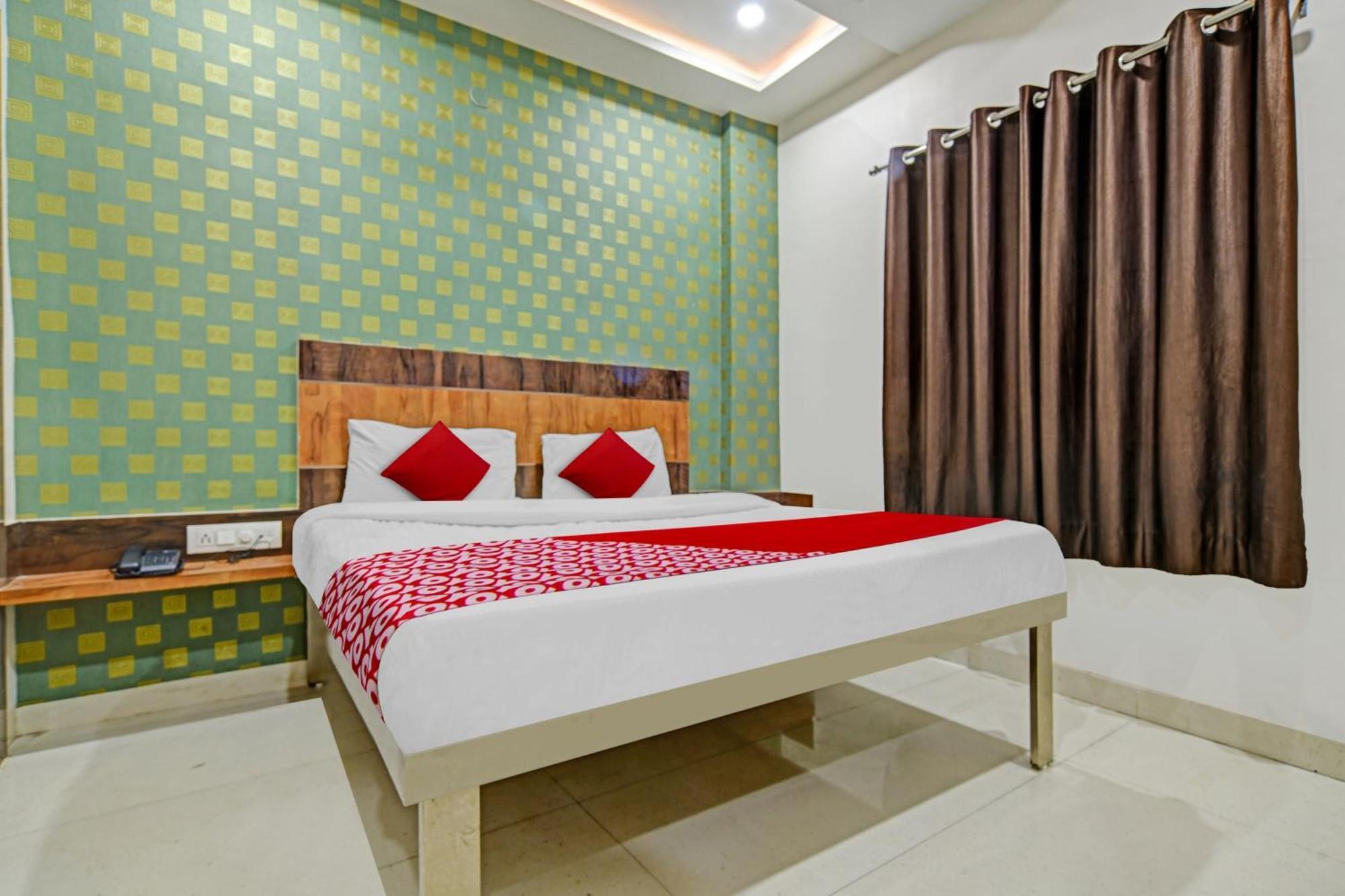 Hotel O Blue Wings Indore Esterno foto